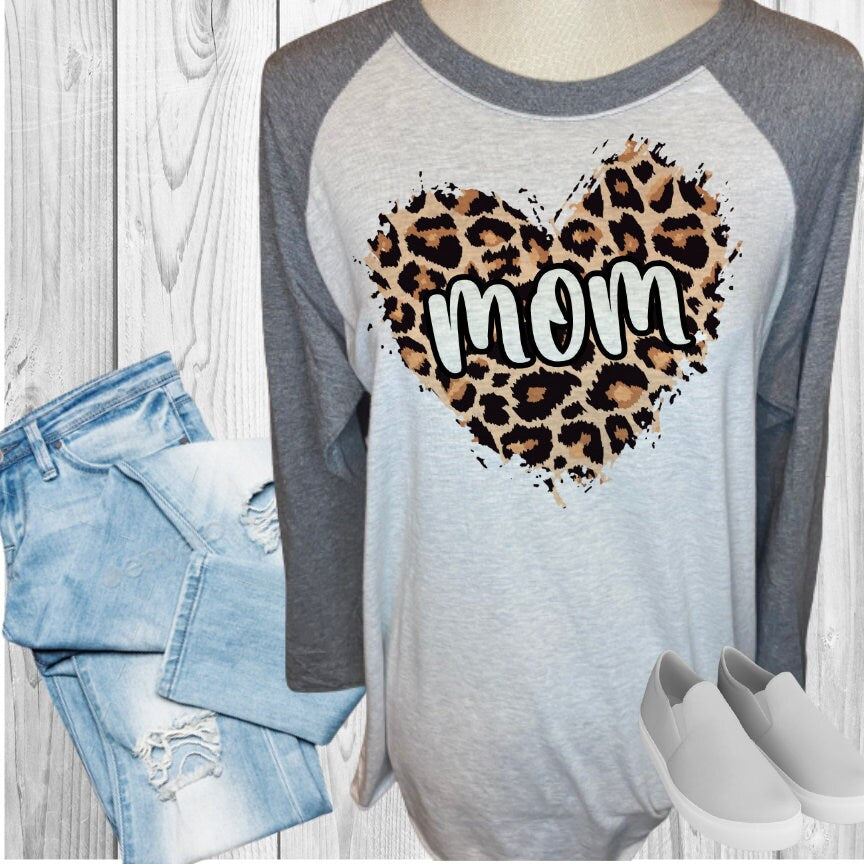 Mom Leopard Heart Raglan
